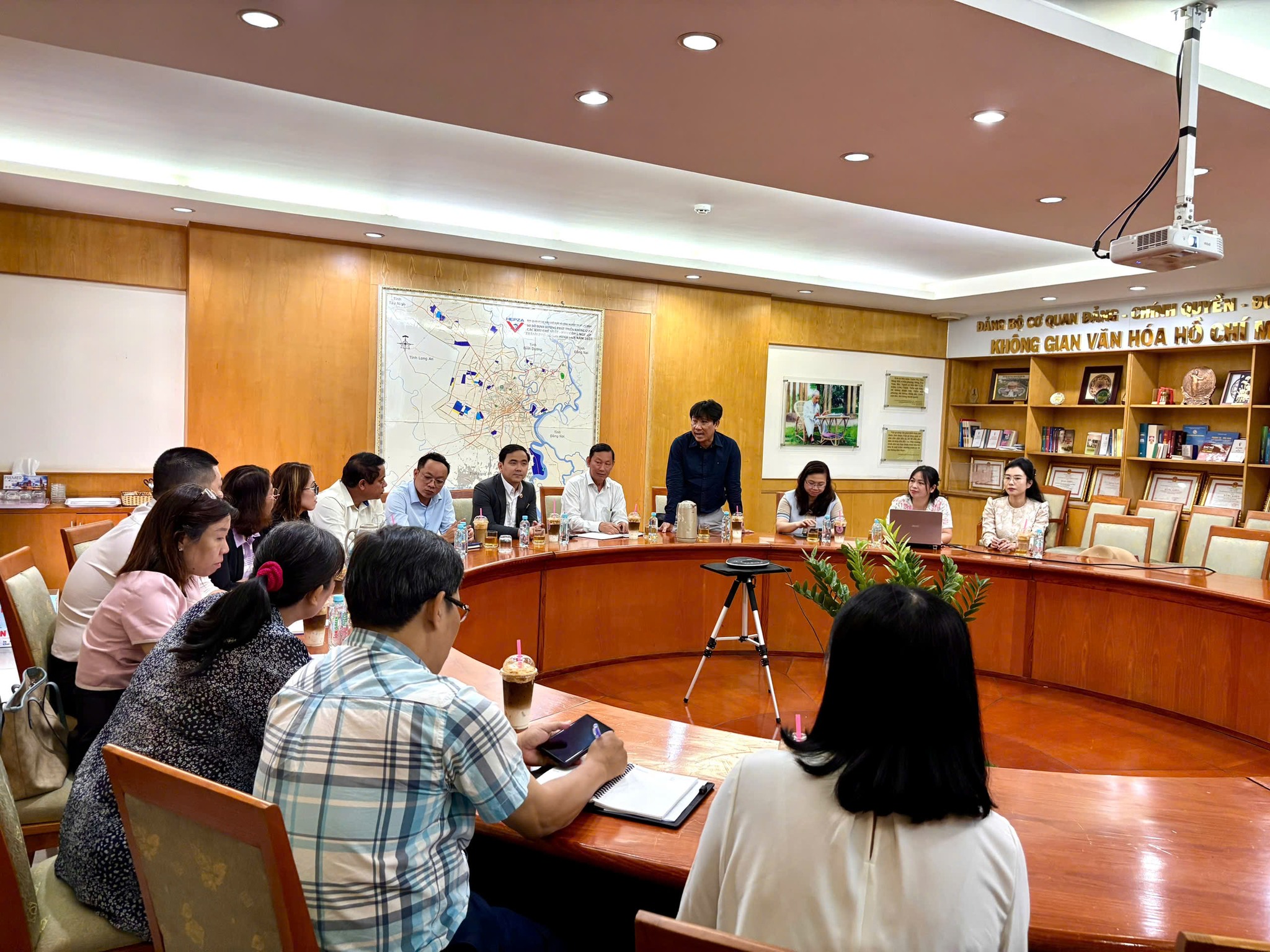 Triển khai phối hợp tiếp theo của chương trình Triển lãm, Hội nghị kết nối cung cầu Ngành Công nghiệp